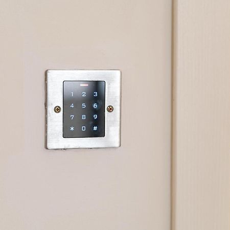 فندق Landlord ألغيرو المظهر الخارجي الصورة