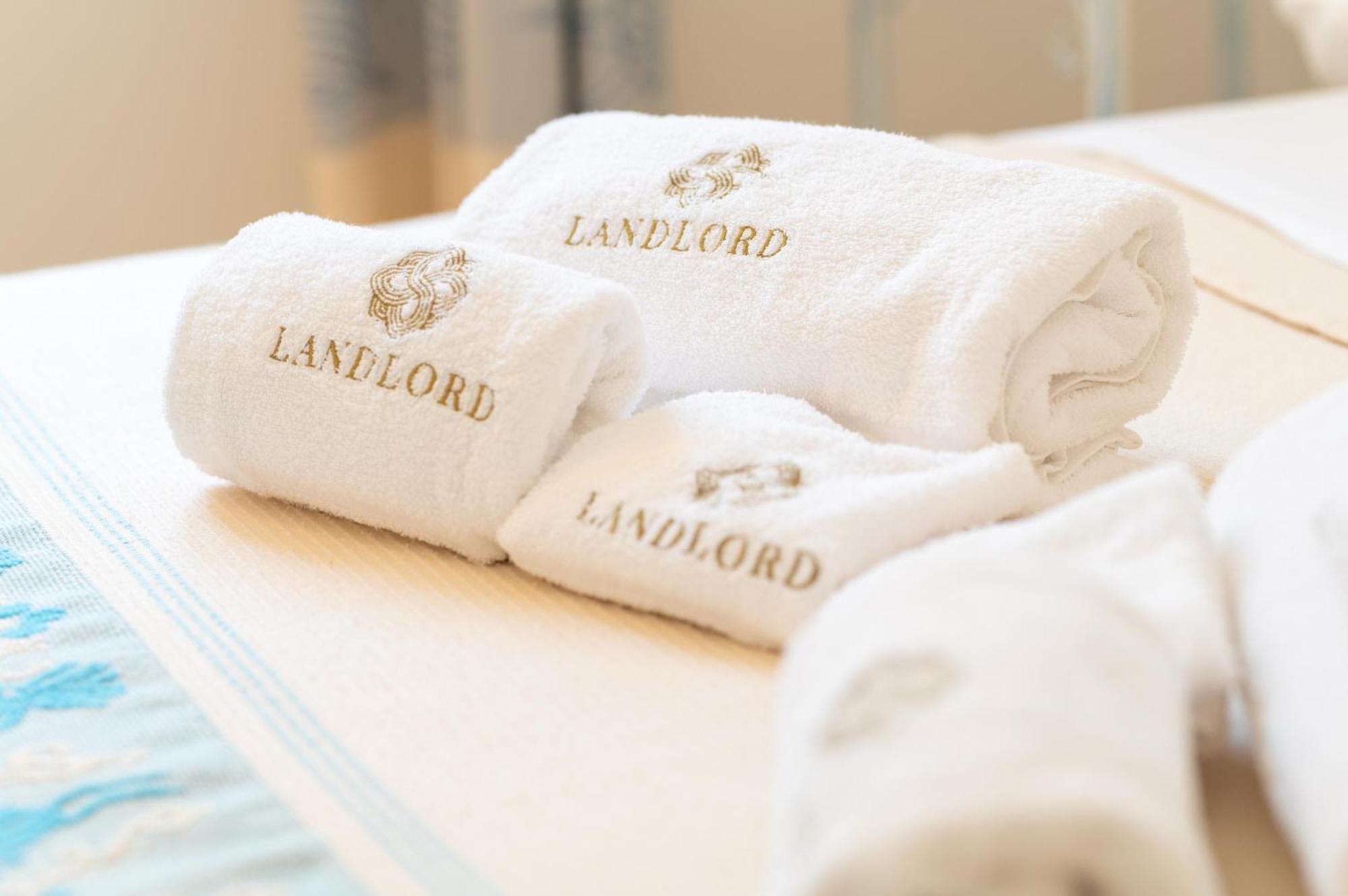 فندق Landlord ألغيرو المظهر الخارجي الصورة